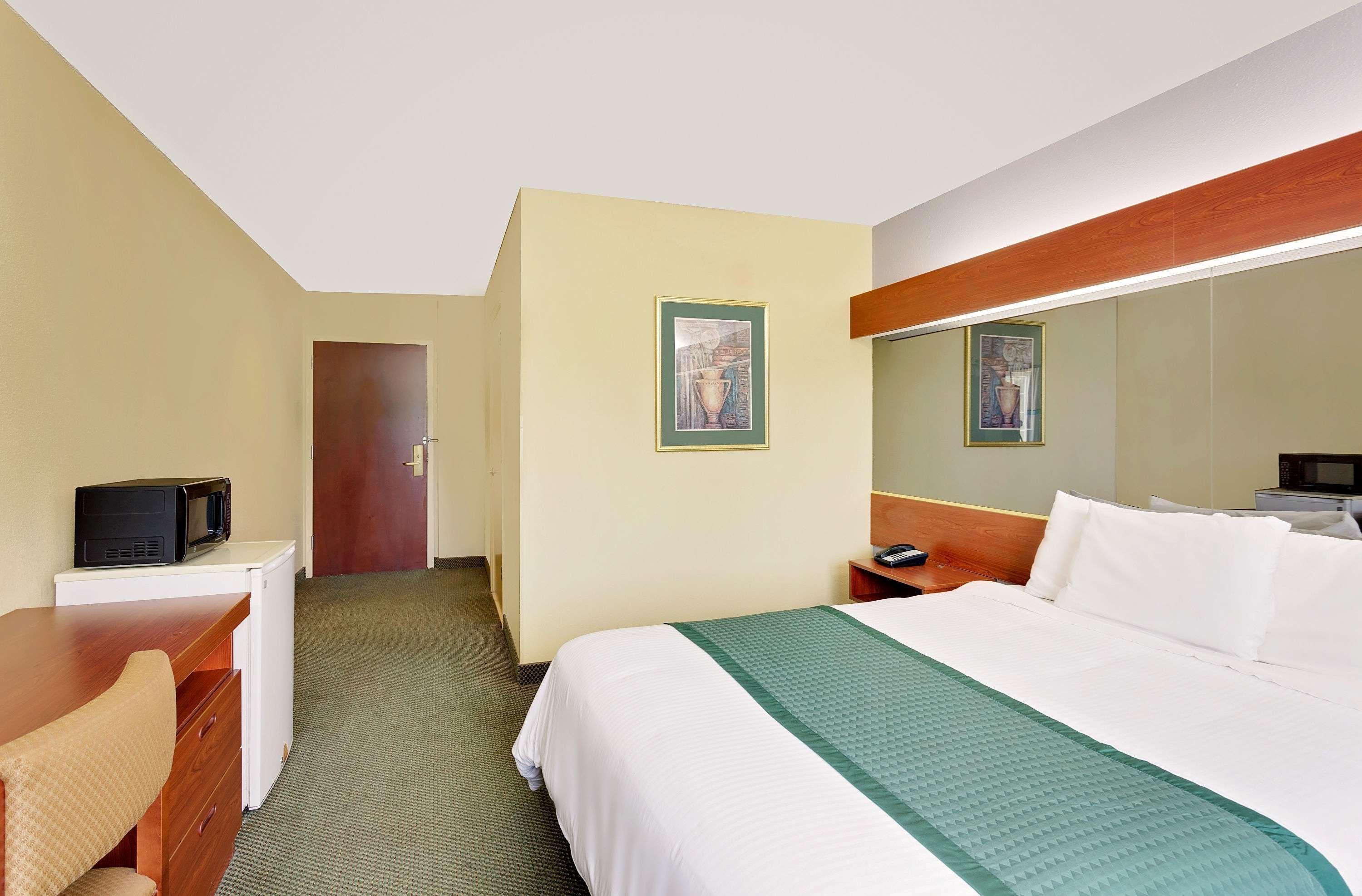 Microtel Inn & Suites By Wyndham Thomasville Dış mekan fotoğraf
