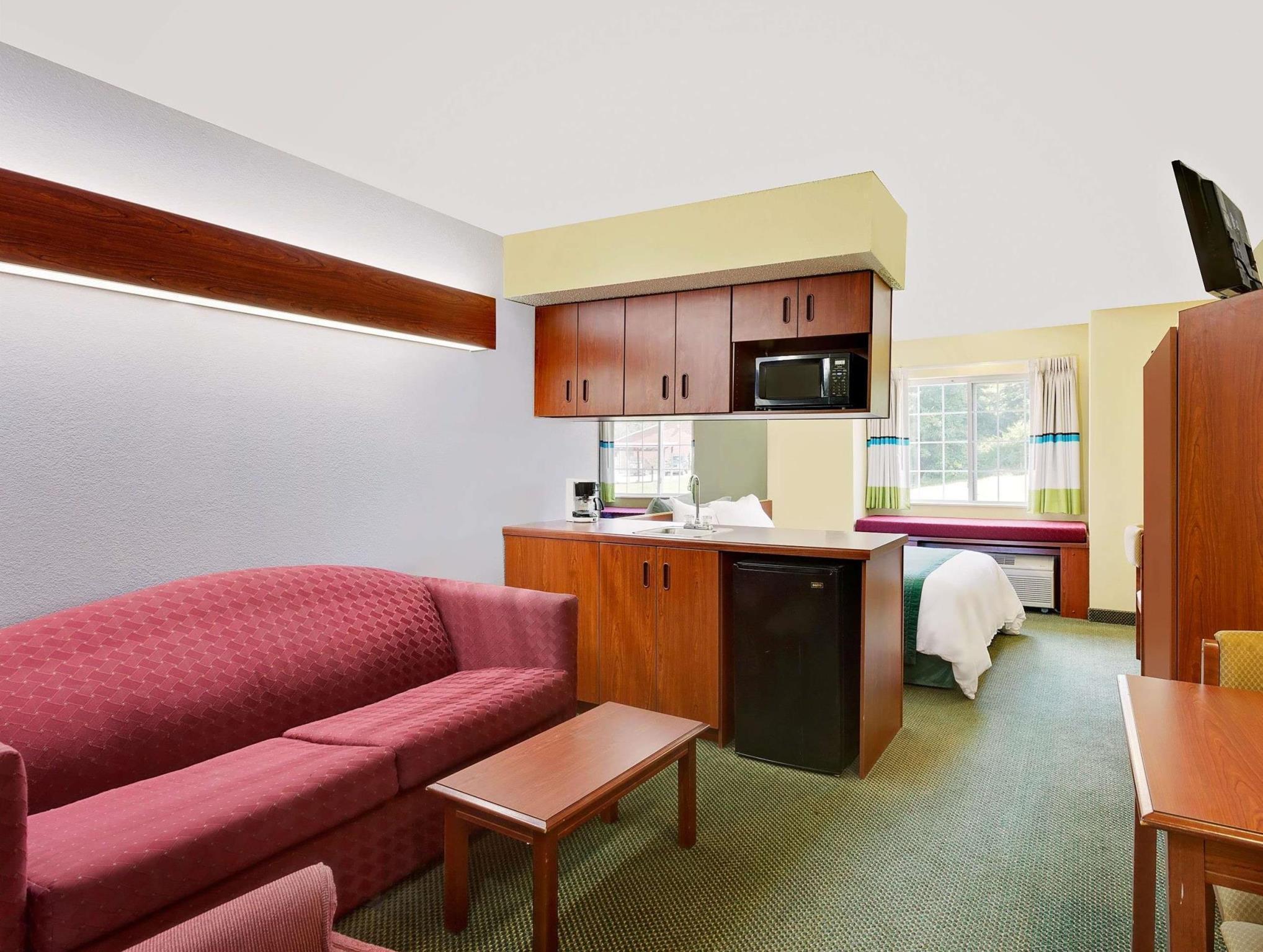 Microtel Inn & Suites By Wyndham Thomasville Dış mekan fotoğraf