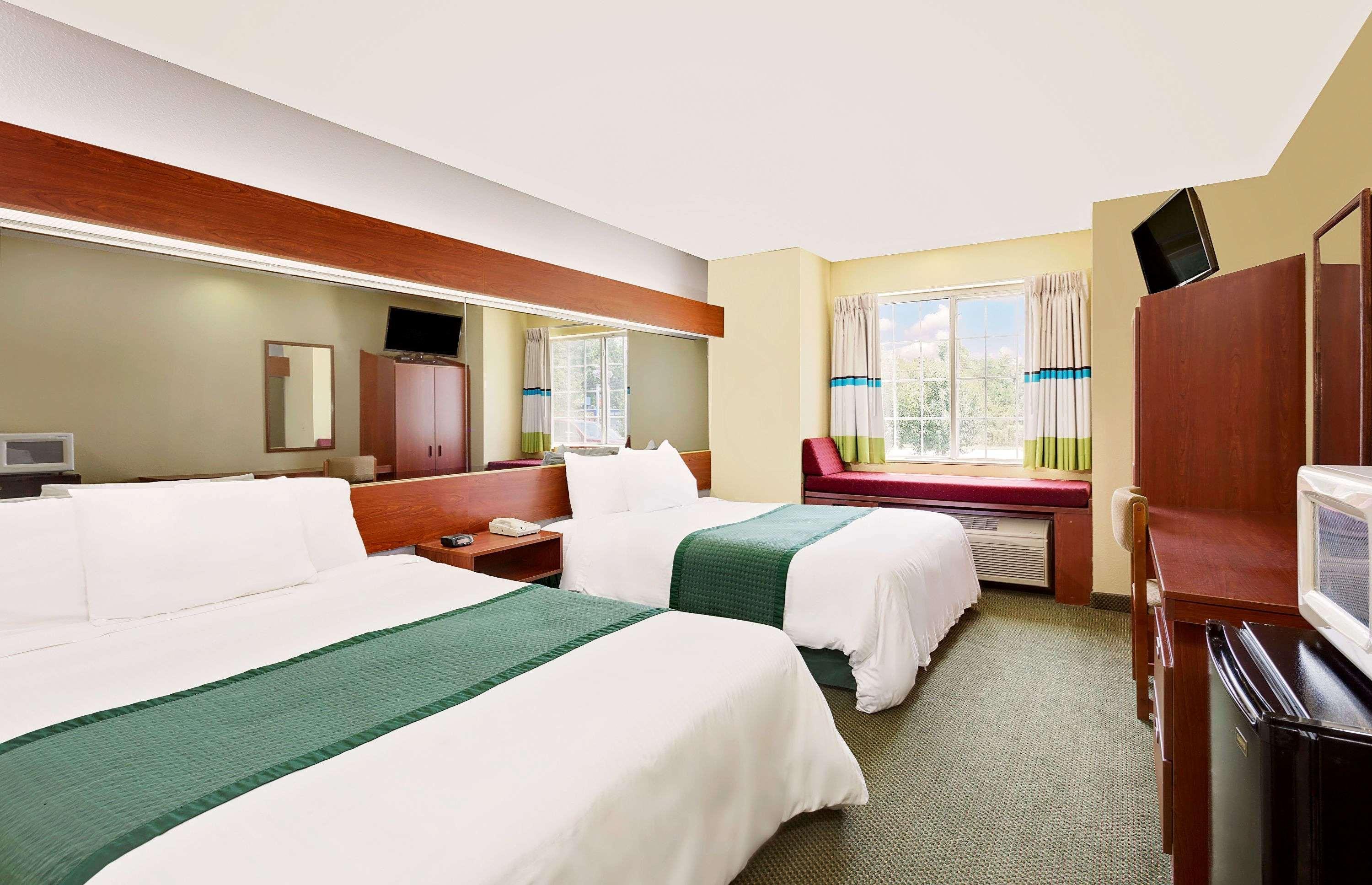 Microtel Inn & Suites By Wyndham Thomasville Dış mekan fotoğraf