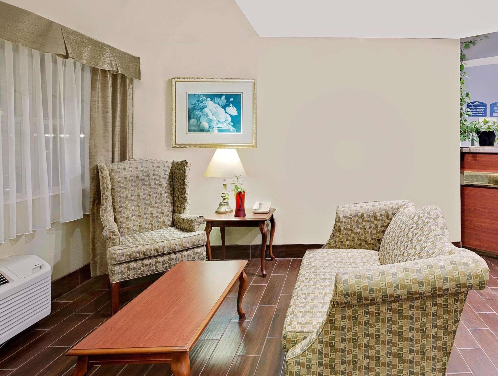 Microtel Inn & Suites By Wyndham Thomasville Dış mekan fotoğraf
